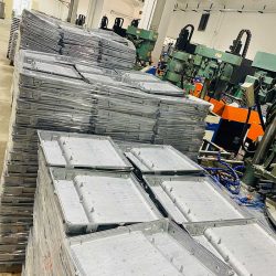 die-cast-floodlight-housing