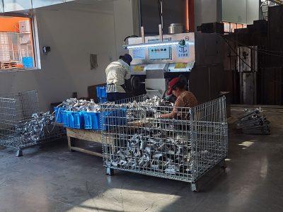 pegangan lampu jalan